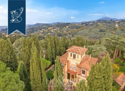 Villa in Florence, Italy (price on request)