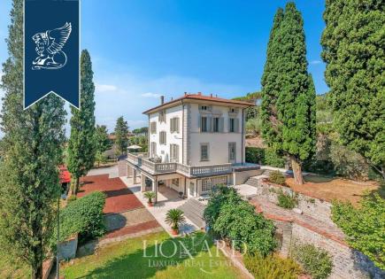 Villa for 3 100 000 euro in Pistoia, Italy