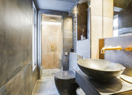 Flat for 690 000 euro in London, United Kingdom