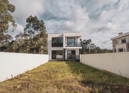 Villa per 595 000 euro a Espinho, Portogallo