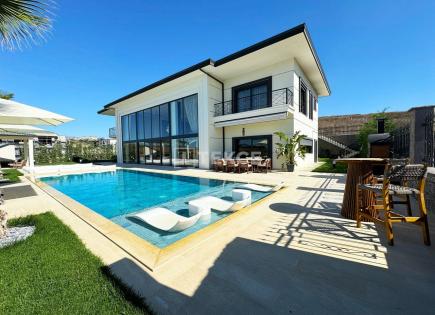 Villa pour 2 260 000 Euro à Istanbul, Turquie