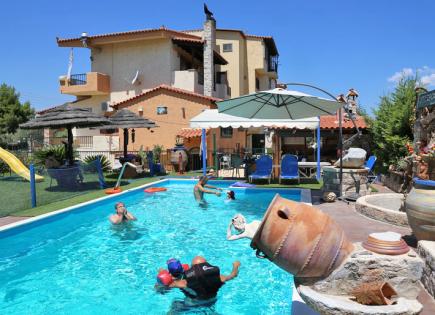 Hotel para 700 000 euro en Eubea, Grecia