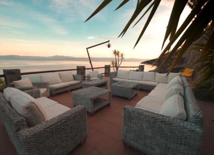 Hotel para 3 000 000 euro en Eubea, Grecia