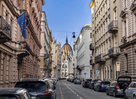 Apartment for 620 000 euro in Budapest, Hungary