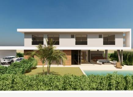 Wohnung für 1 250 000 euro in Larnaka, Zypern