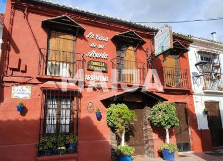 Terreno per 2 500 000 euro a Estepona, Spagna