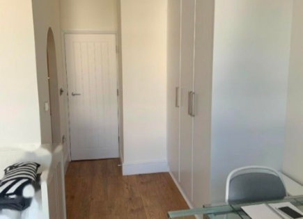 Appartamento per 396 750 euro a Londra, Regno Unito