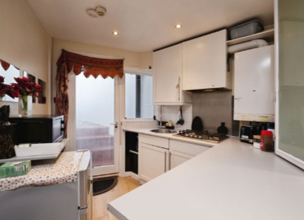 Appartamento per 431 250 euro a Londra, Regno Unito