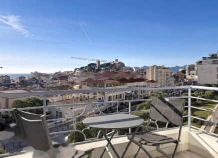 Appartamento per 399 000 euro a Cannes, Francia