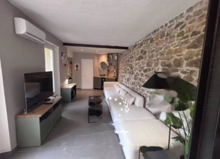 Flat for 1 198 000 euro in Cannes, France