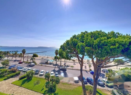 Appartamento per 639 000 euro a Cannes, Francia