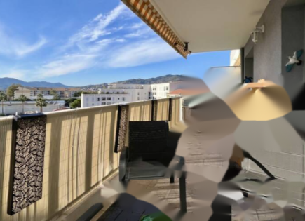 Appartamento per 270 000 euro a Cannes, Francia
