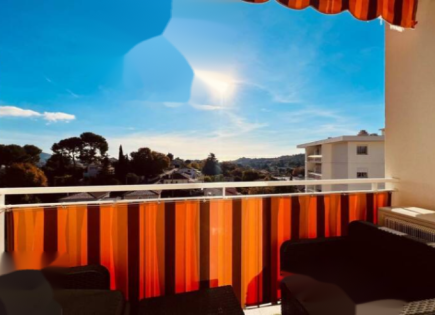 Appartamento per 325 000 euro a Cannes, Francia