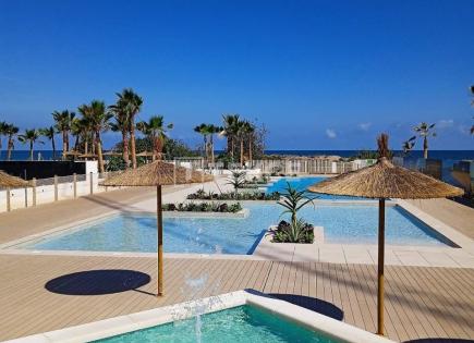 Apartment for 355 000 euro in Denia, Spain