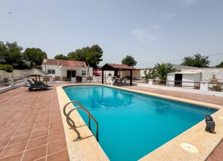 Chalet for 1 800 euro per month in Pilar de la Horadada, Spain