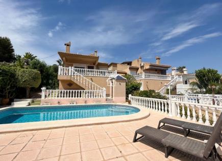 Chalet para 365 000 euro en Torrevieja, España