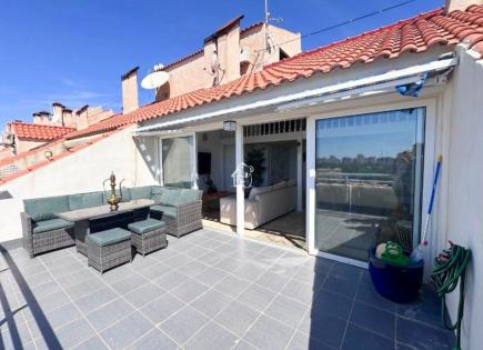 Penthouse for 1 300 euro per month in Orihuela Costa, Spain