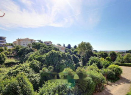 Flat for 105 000 euro in Cannes, France