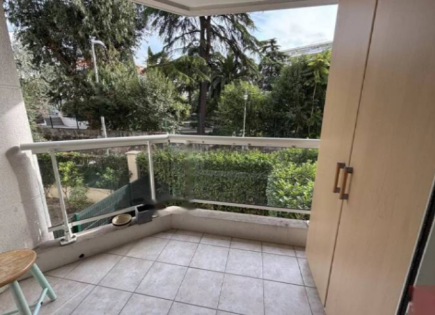 Flat for 240 000 euro in Cannes, France