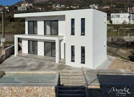 Villa para 450 000 euro en Dobra Voda, Montenegro