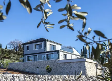 Villa per 990 000 euro a Corfù, Grecia