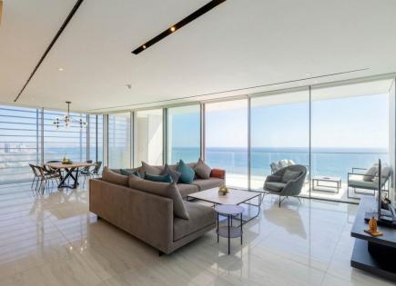 Appartamenti per 3 100 000 euro a Limassol, Cipro