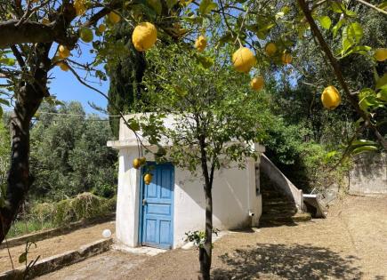 Terrain pour 160 000 Euro à Corfou, Grèce