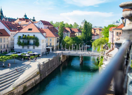 Wohnung für 340 000 euro in Ljubljana, Slowenien
