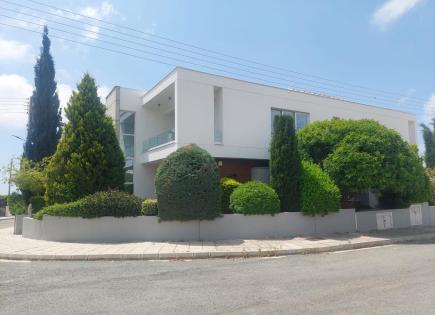 Haus für 5 000 euro pro Monat in Mesogi, Zypern